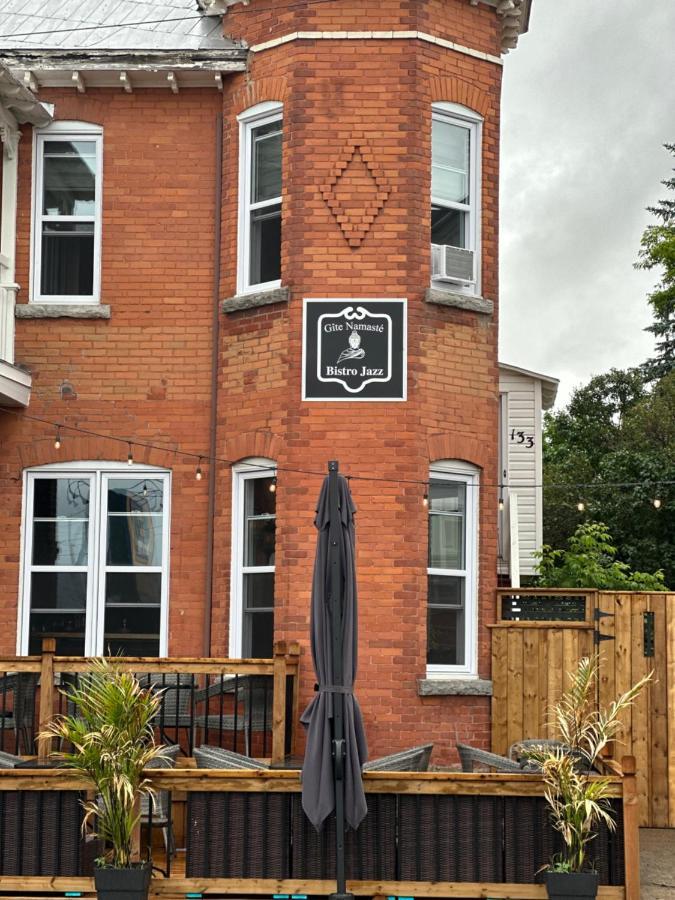 Auberge Et Bistro Namaste Lachute 외부 사진