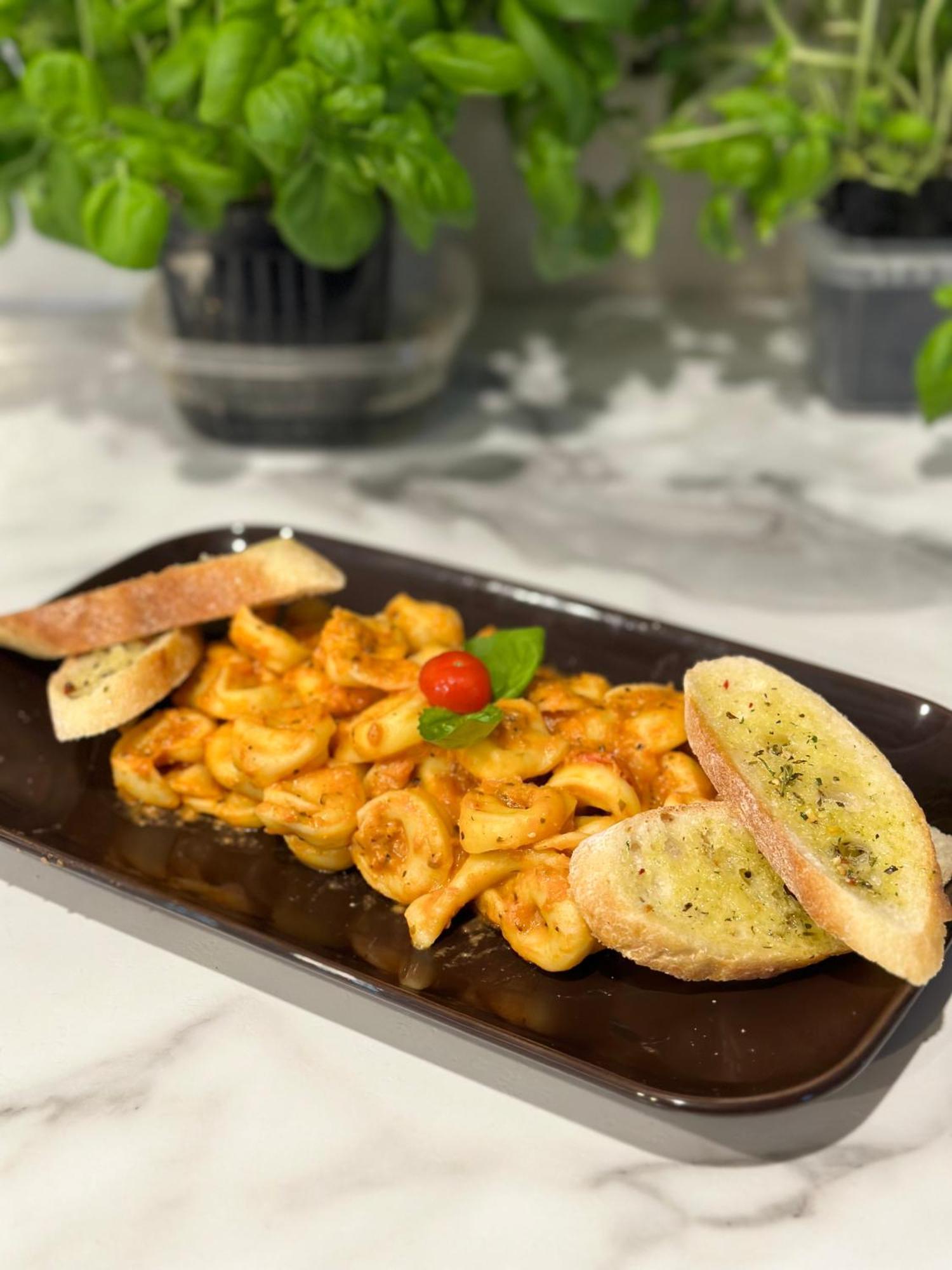 Auberge Et Bistro Namaste Lachute 외부 사진